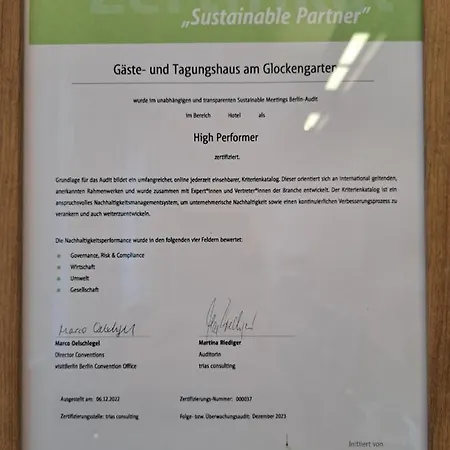 Gaeste- Und Tagungshaus Am Glockengarten 호텔 3*