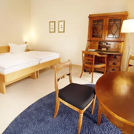 Hotel Gaeste- Und Tagungshaus Am Glockengarten Berlin