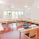 Hotel Gaeste- Und Tagungshaus Am Glockengarten 3*