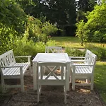 Gaeste- Und Tagungshaus Am Glockengarten 3*