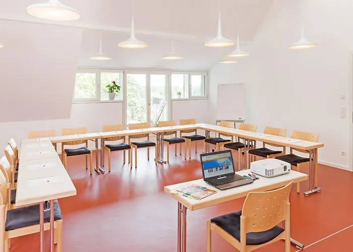 Hotel Gaeste- Und Tagungshaus Am Glockengarten 3*